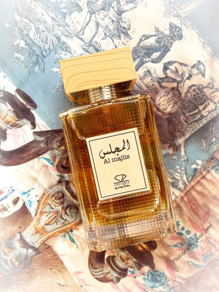 ABC عطر اماراتي المجلس ZIRCONIA AL MAJLIS 100 LG	